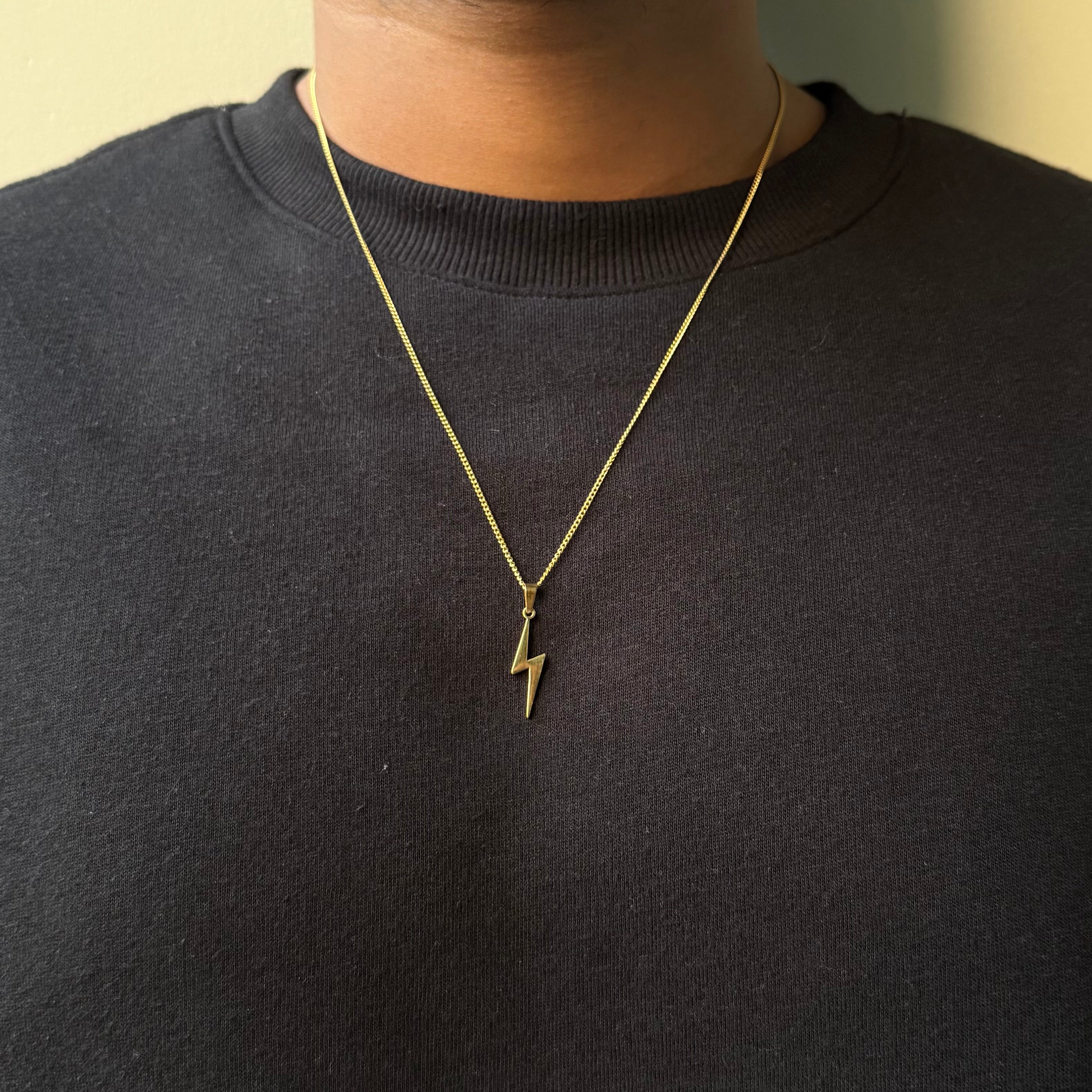 Flash Pendant With Chain (Gold)