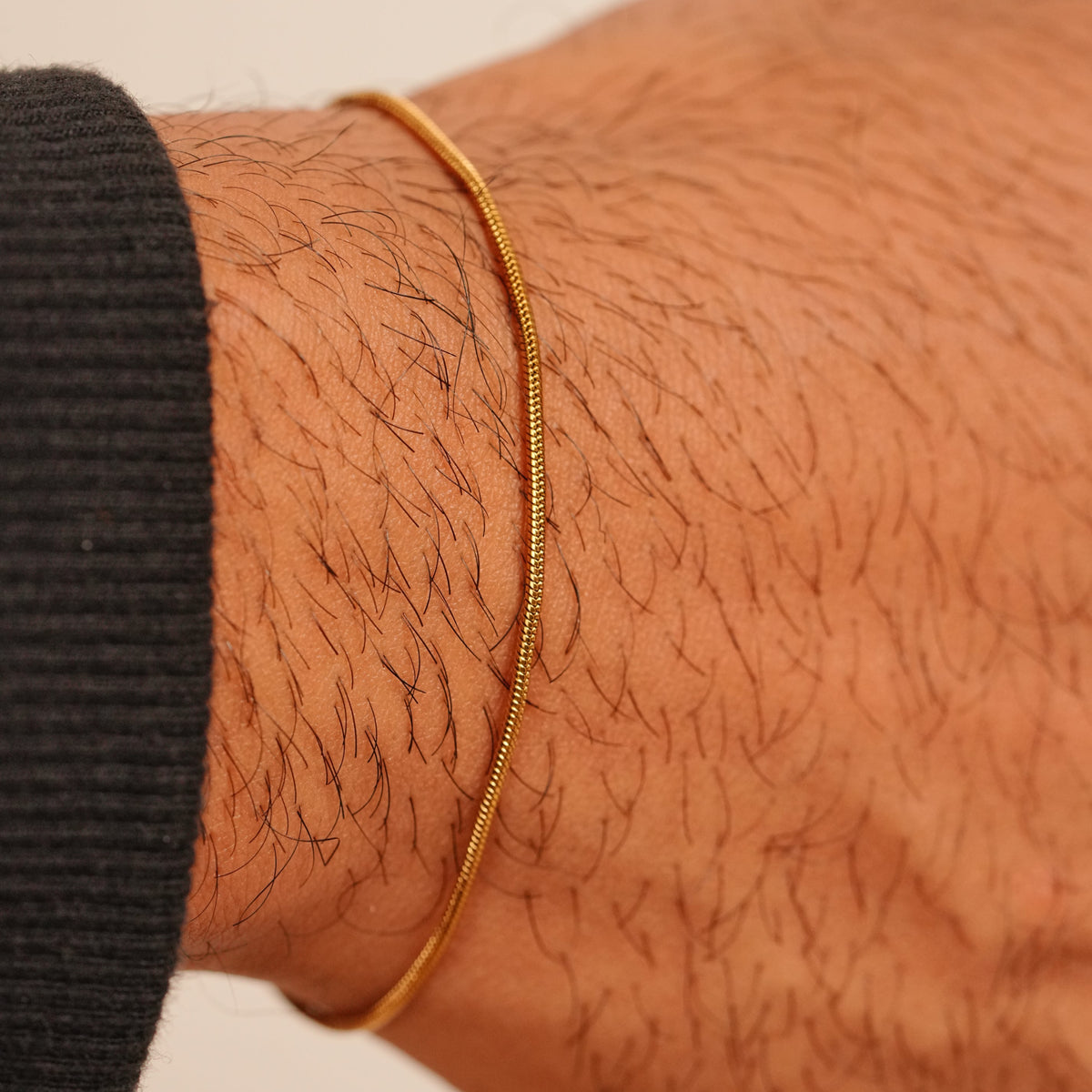 Micro Round Bracelet (Gold)