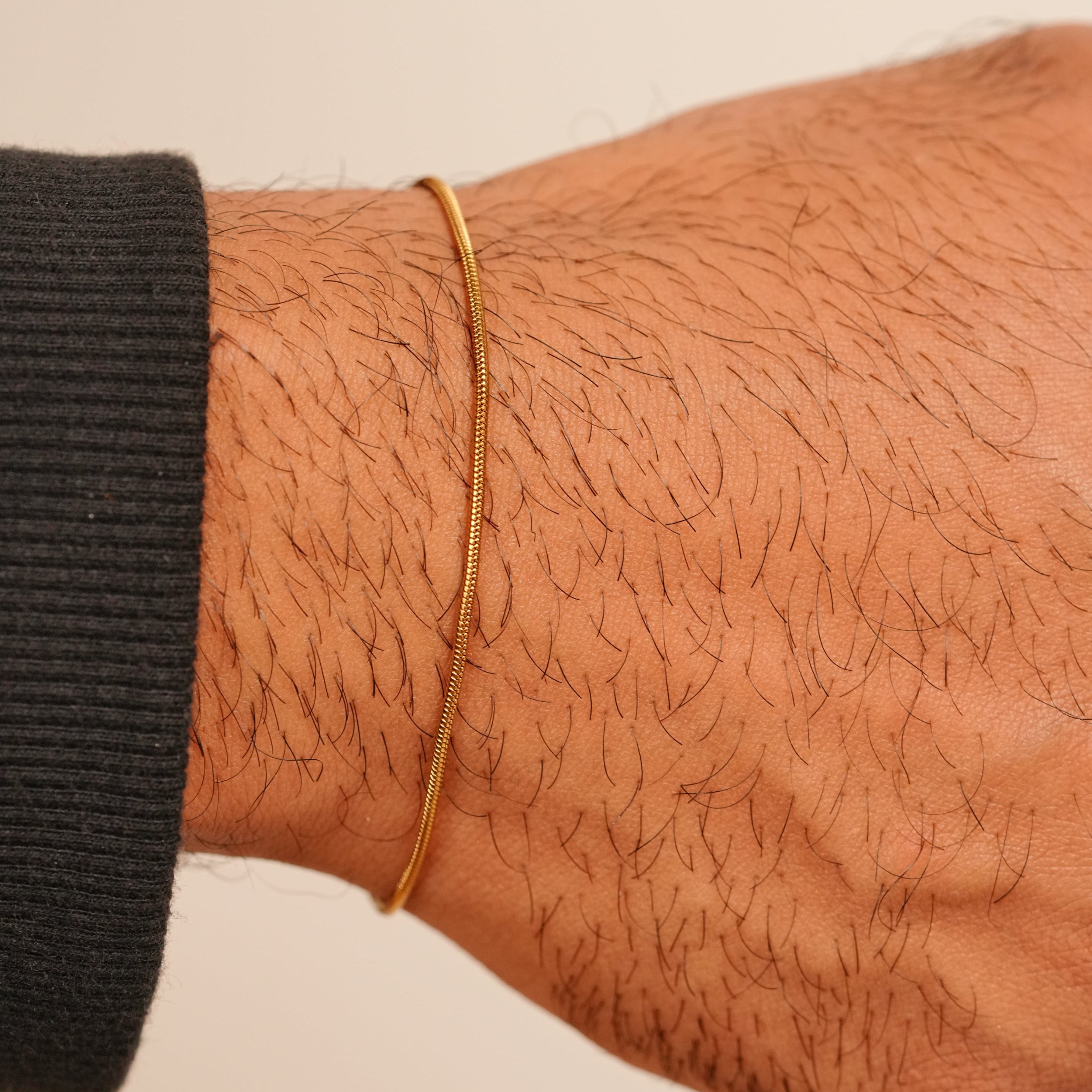 Micro Round Bracelet (Gold)