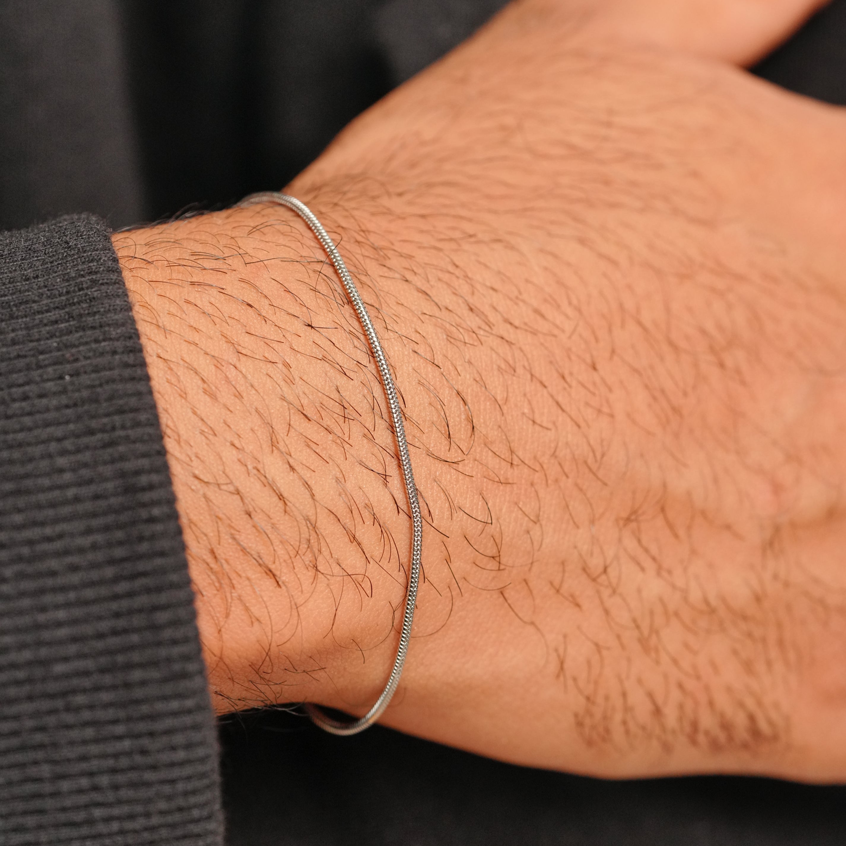 Micro Round Bracelet (Silver)