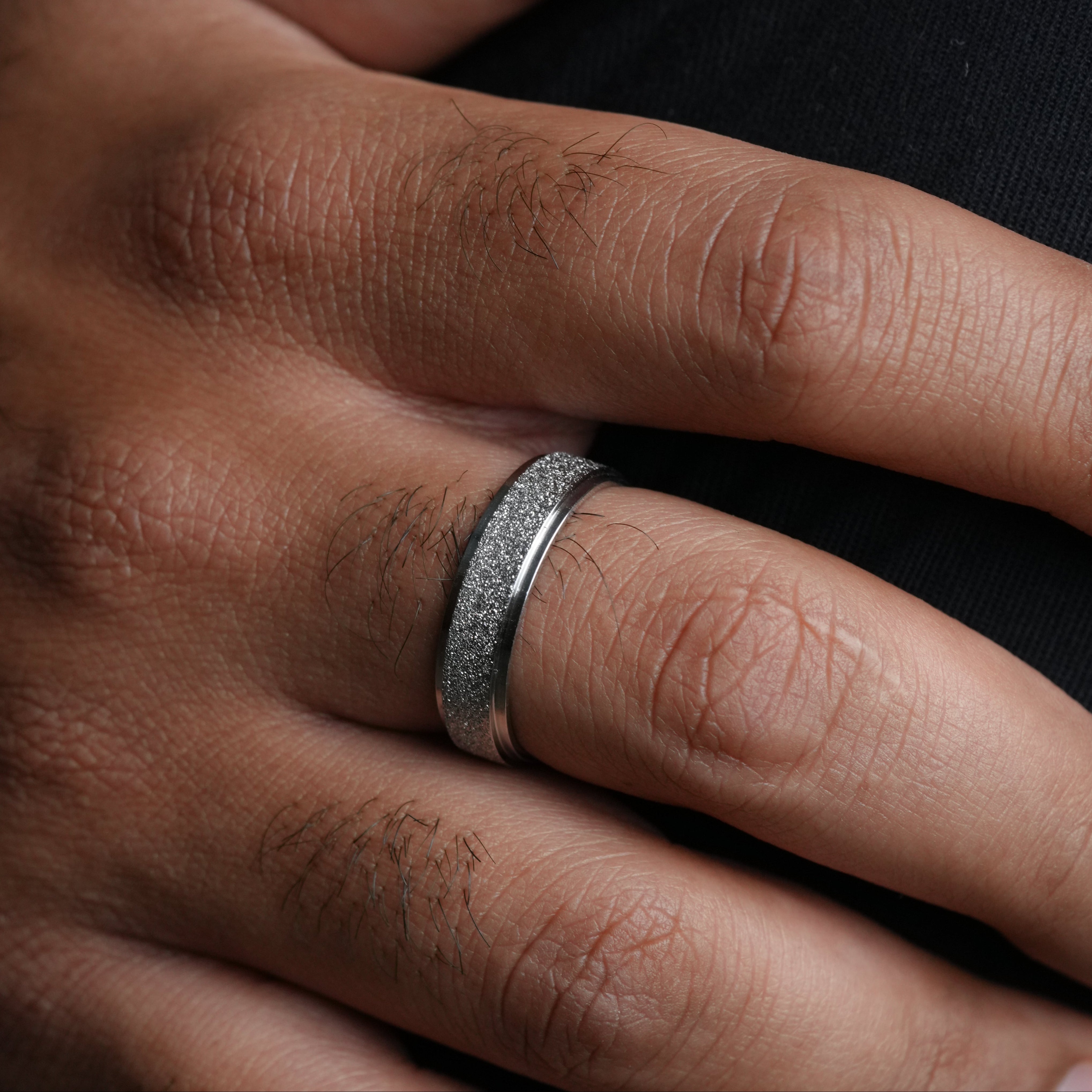 FROSTED RING (SILVER)