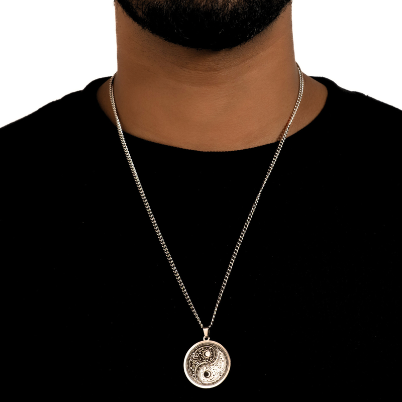 YIN & YANG PENDANT WITH CHAIN