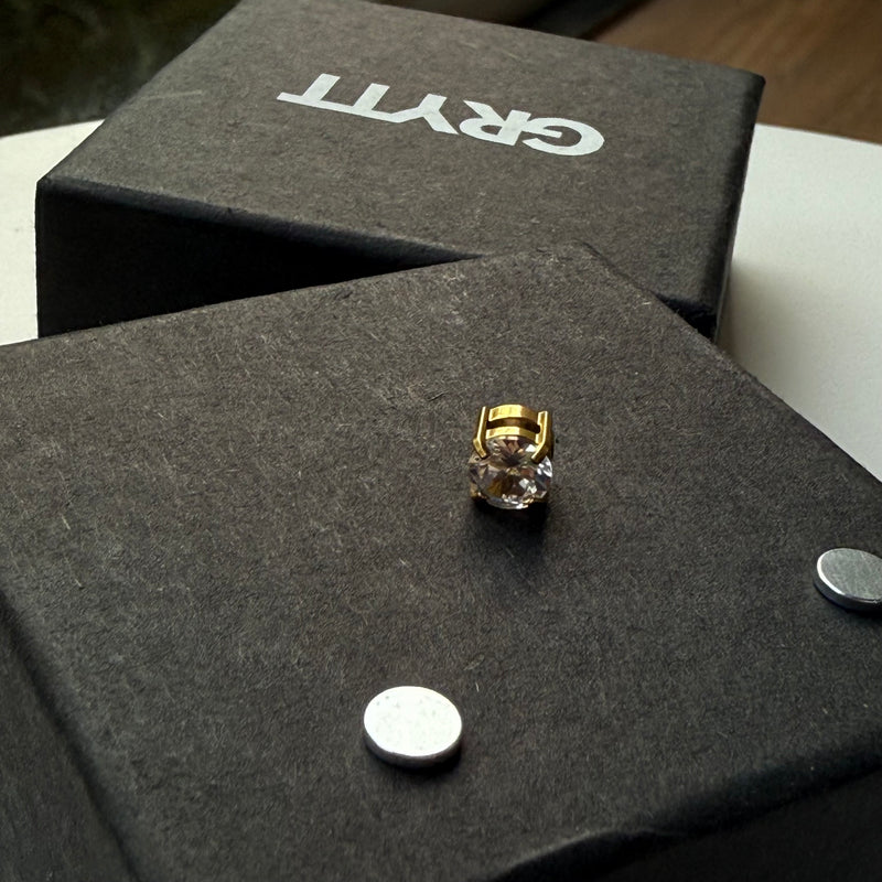 EAR STUD - (MAGNETIC NON-PIERCED)