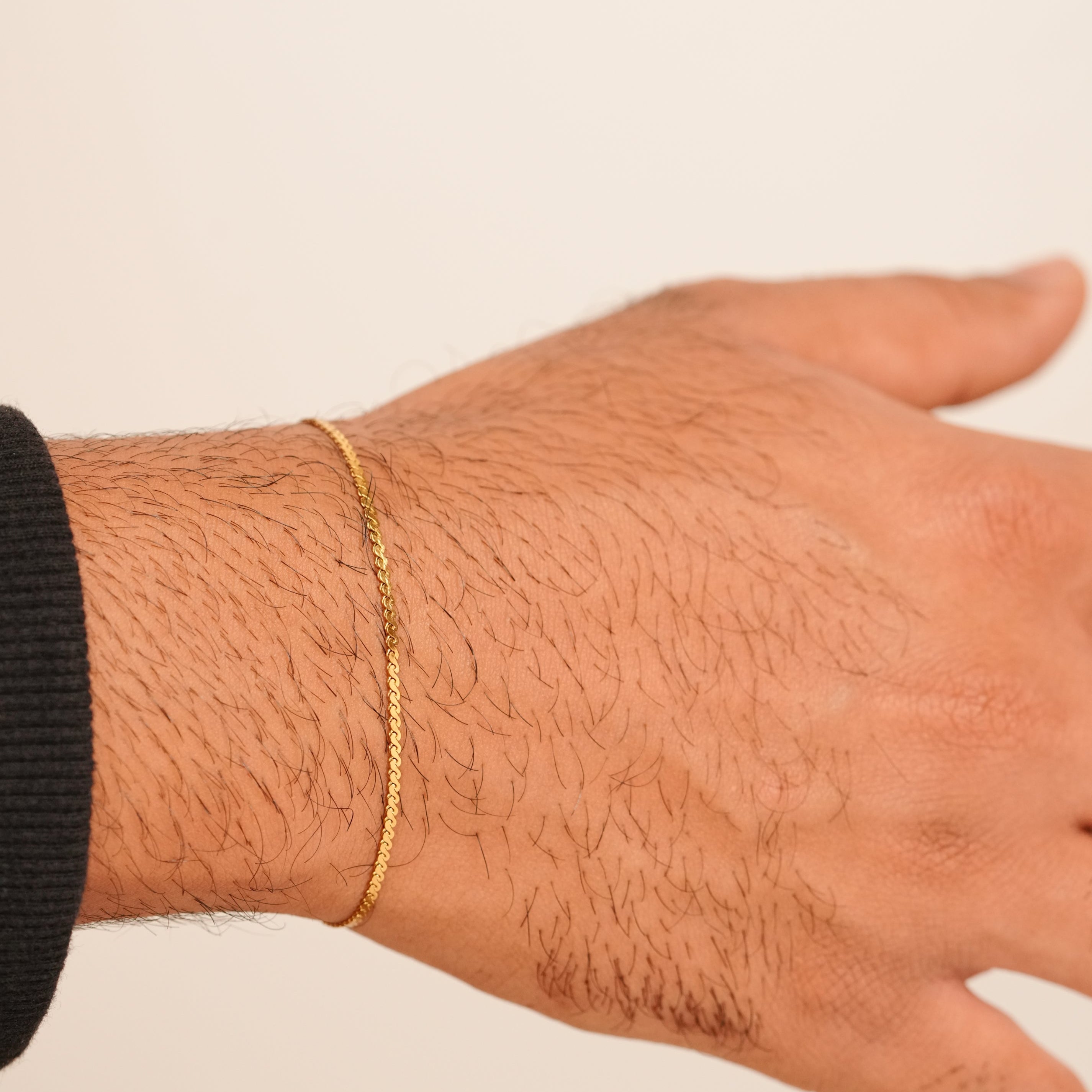Micro Flat Twisted Bracelet (Gold)