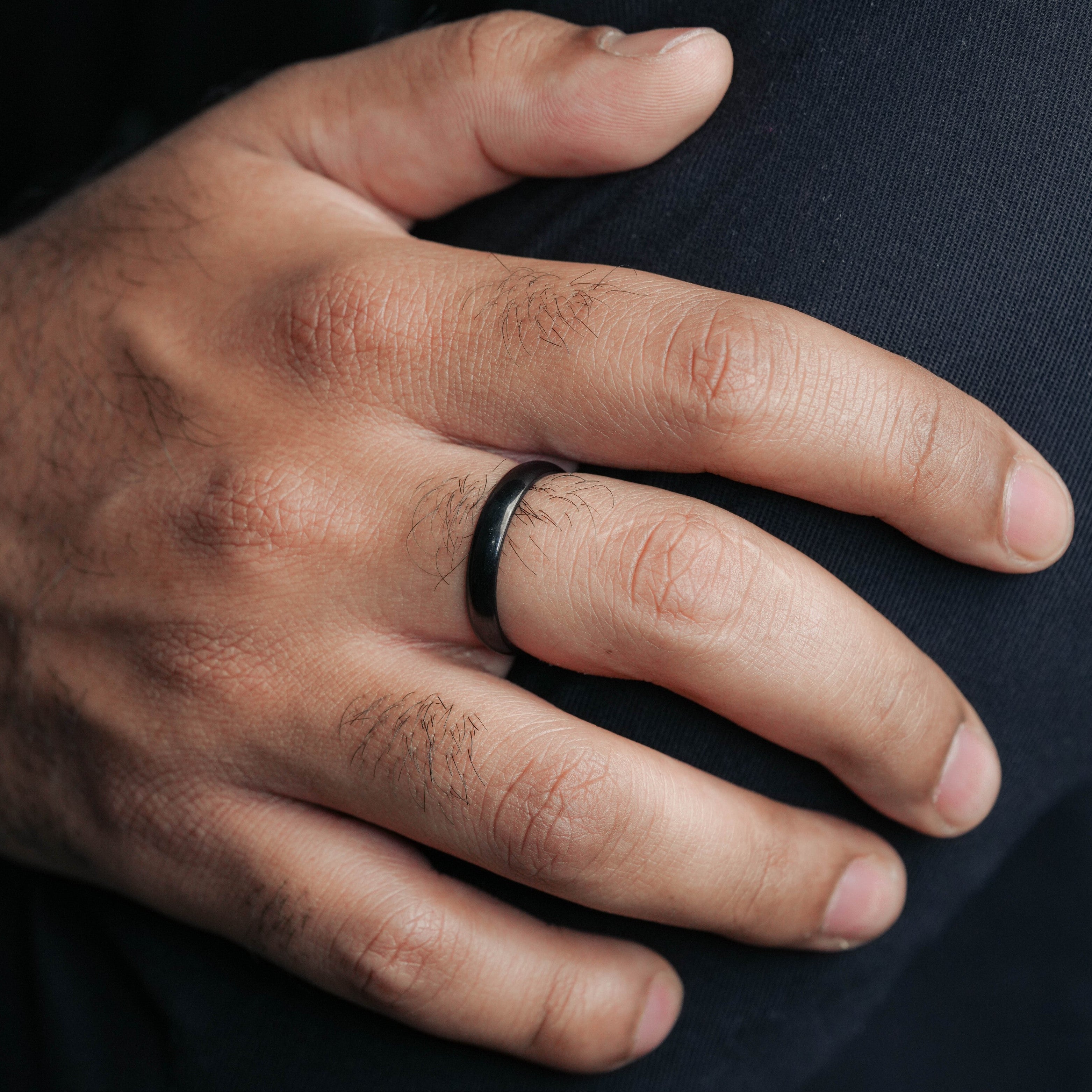 Onyx Ring (Black)