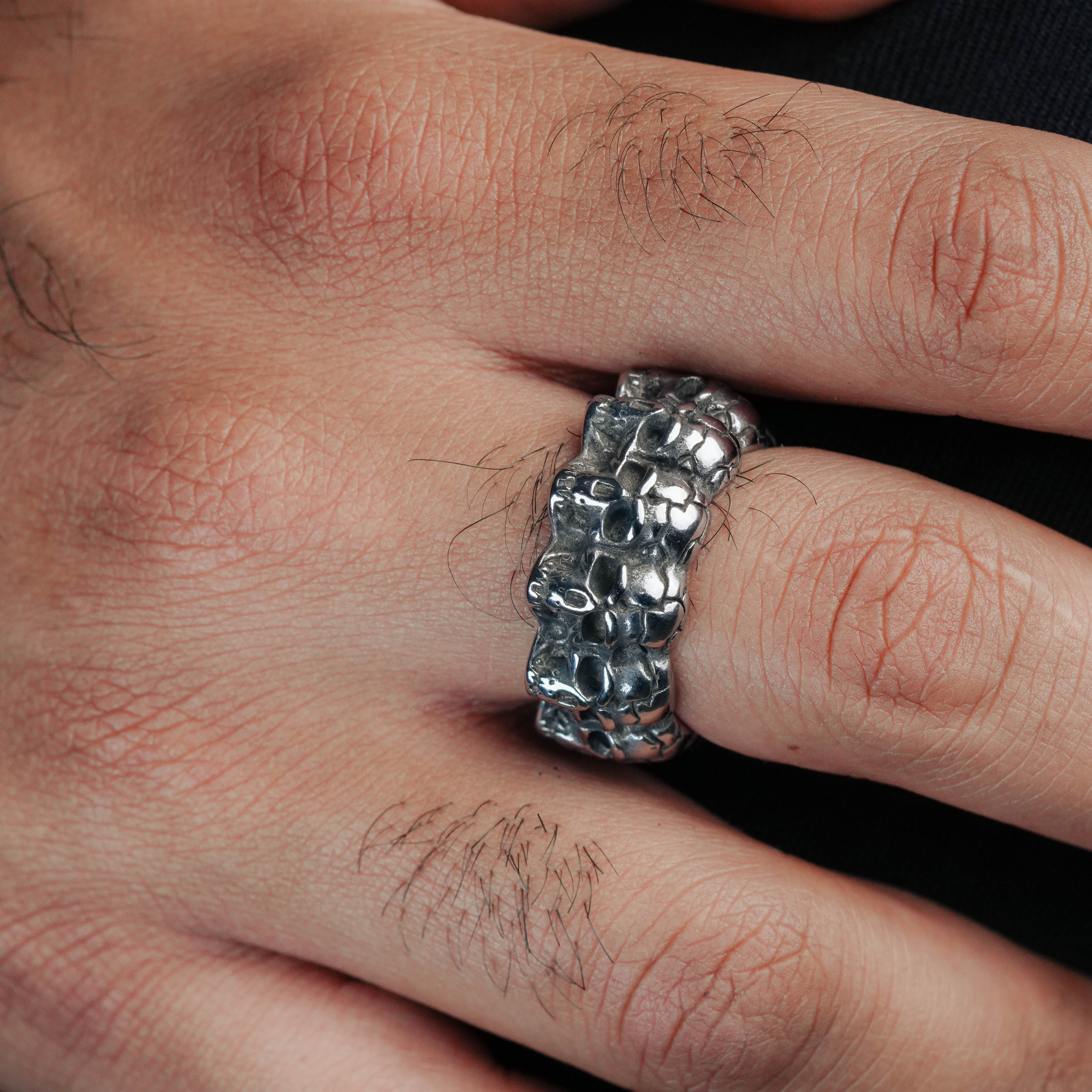 SKULL RING