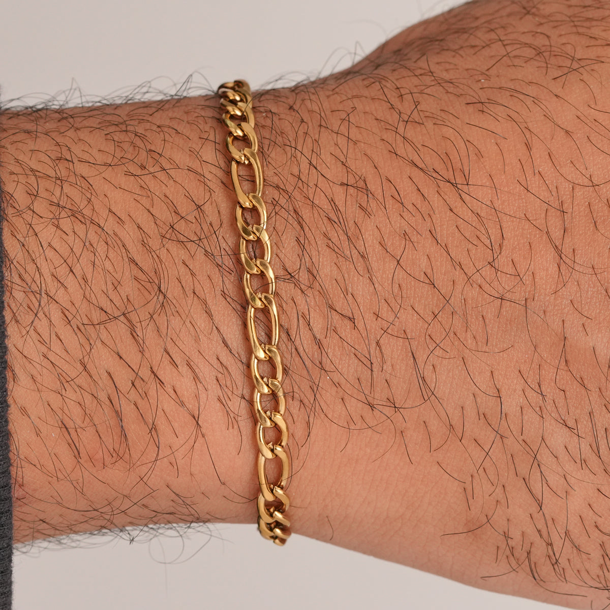 Figaro Bracelet (Gold)