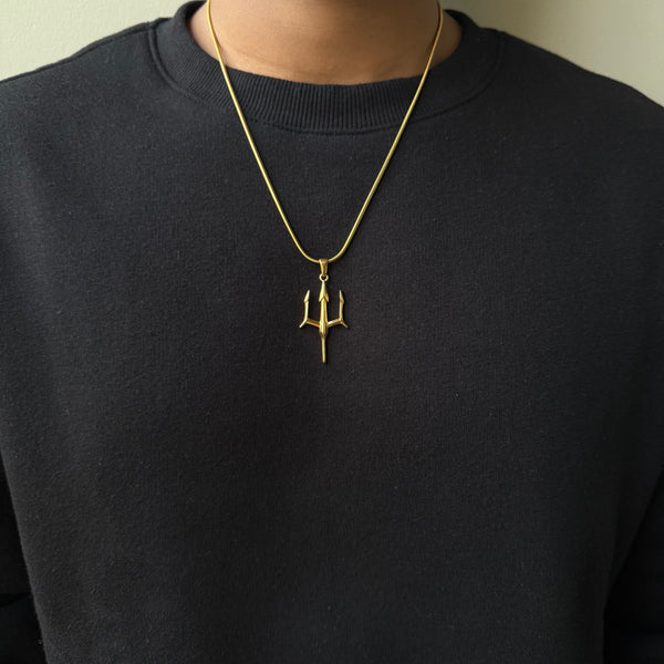 TRIDENT PENDANT WITH CHAIN (GOLD)